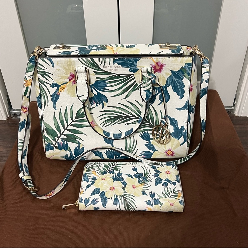 Henri Bendel Floral Print Bag Set